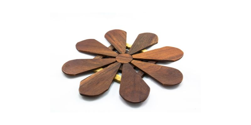 How to Make Wood Flowers