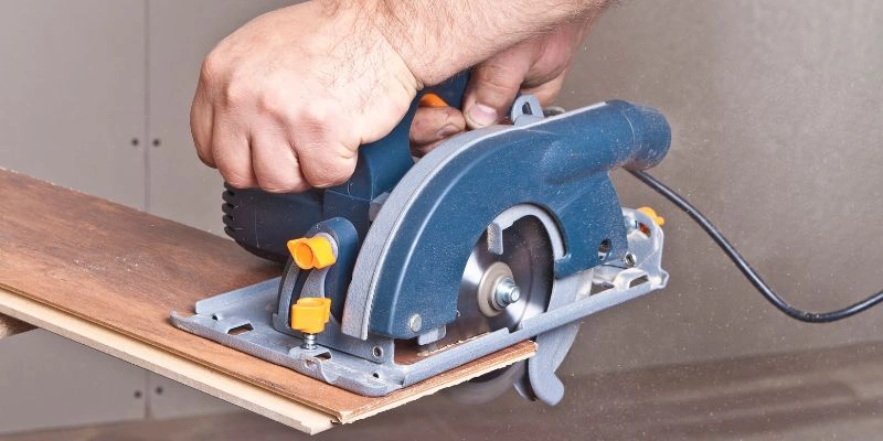 How to Trim a Door With a Circular Saw