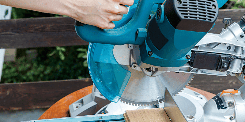 how to adjust miter saw to 45 degree angle