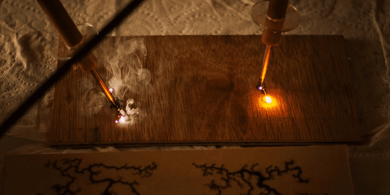 Safer Fractal Wood Burning (Lichtenberg) Setup 