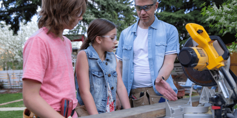 How to Use a Table Saw