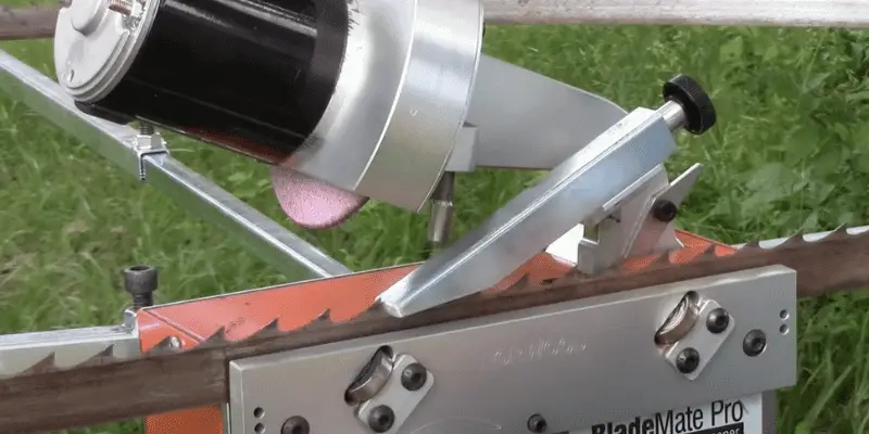 How to Sharpen Bandsaw Blades