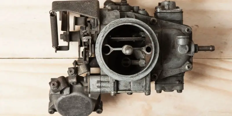 How to Fine-Tune Your Chainsaw's Carburetor