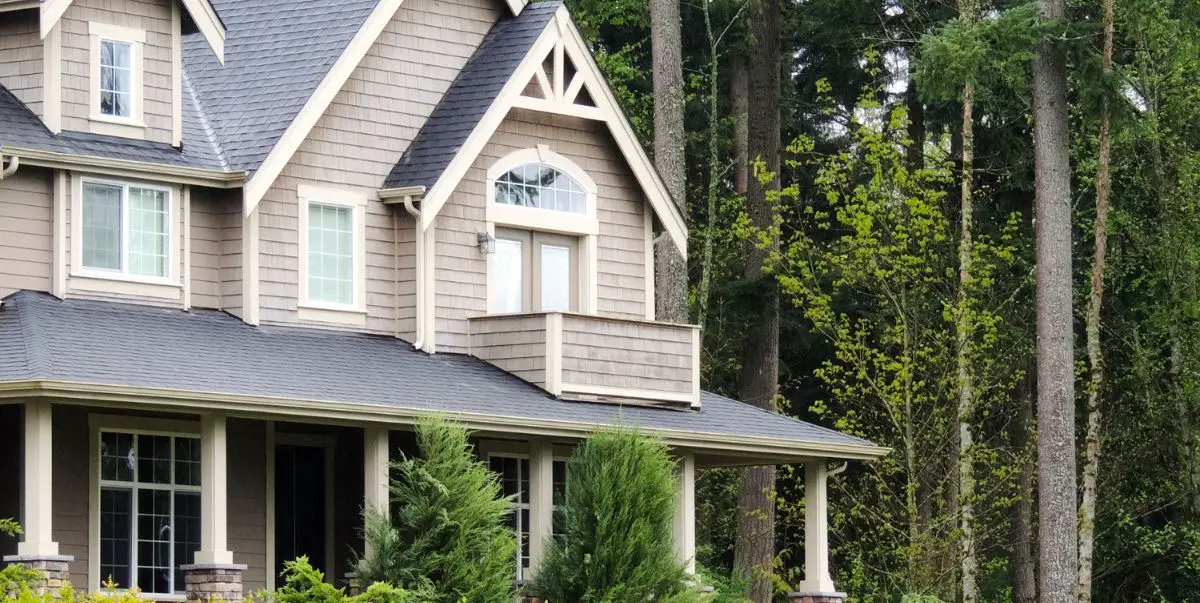 What Type of Wood to Use for Exterior Trim
