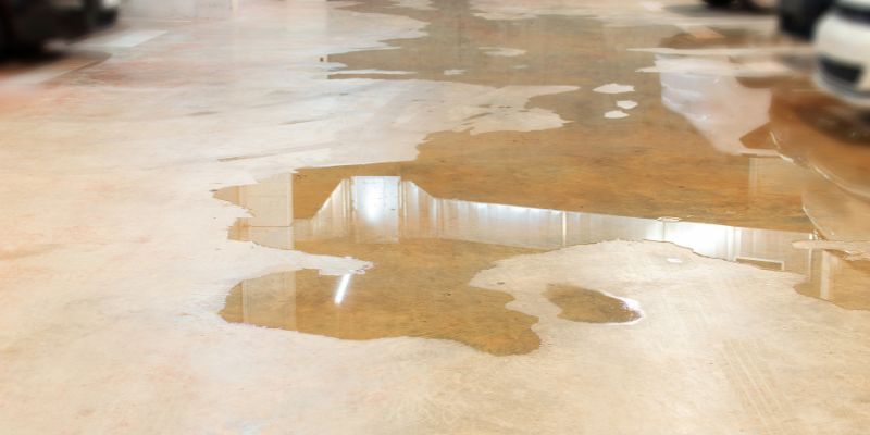 What to Do If Water Floods under Laminate Flooring