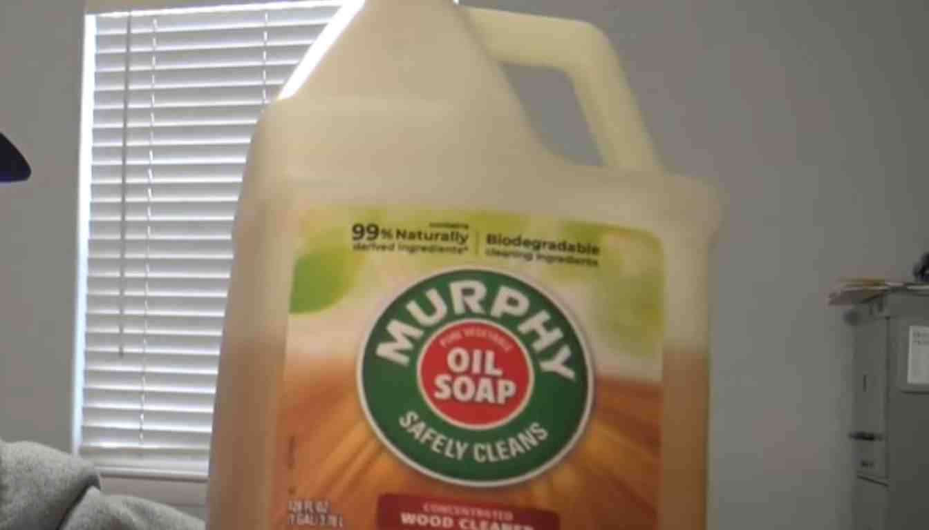 Can I Safely Use Murphy's Oil Soap on Vinyl Plank Flooring
