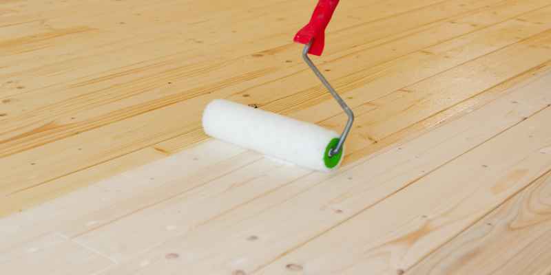 How To Achieve Flawless Wood Floors: Apply Water Based Polyurethane