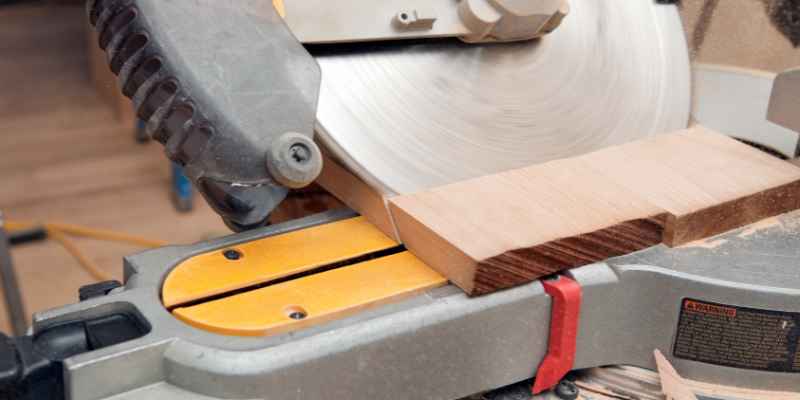 What Does Compound Miter Saw Mean