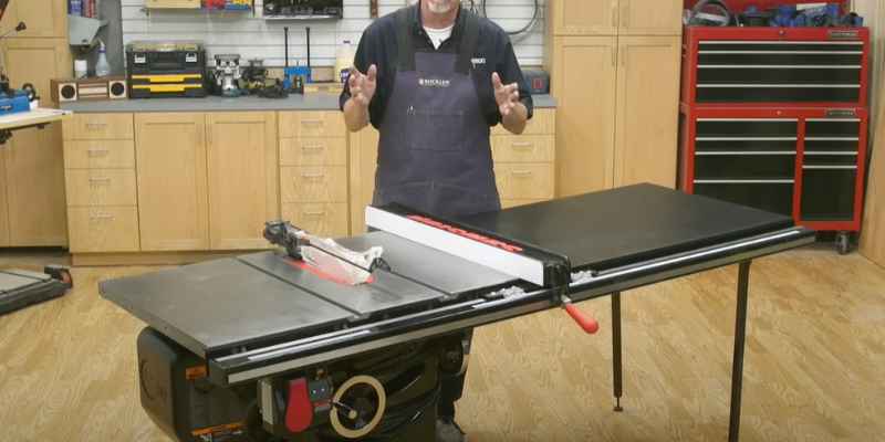 Cabinet Table Saws vs. Contractor