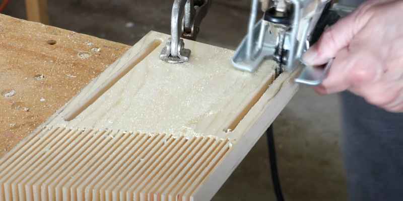 How To Make a Featherboard for Your Table Saw