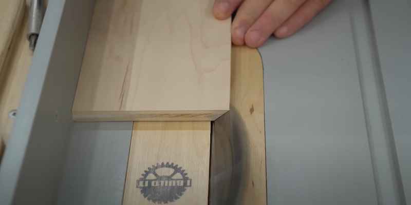 How to Cut Steep Angles on Table Saw