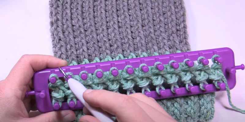 How to Finish Loom Scarf