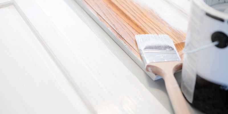 How to Keep Paint from Peeling off Cabinets