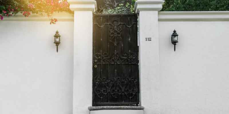 Repainting Metal Door: Transform Your Entryway with a Fresh Coat