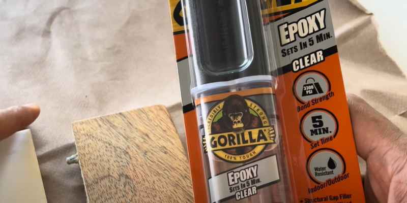 How to Use Epoxy Glue: Mastering Strong Bonds.