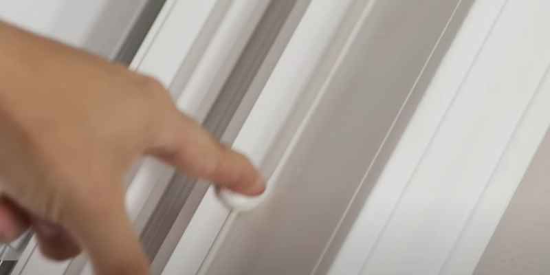 How To Get Caulk Off Hands