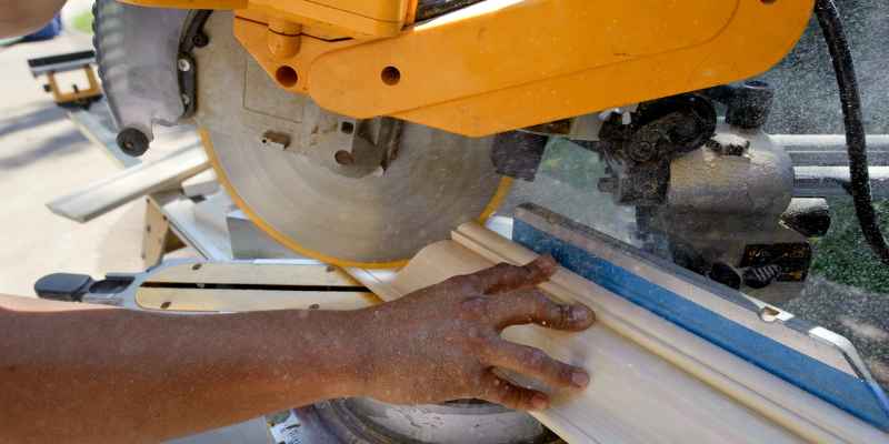 How to Achieve Perfect Crown Molding Angles: Mastering the Compound Miter Saw