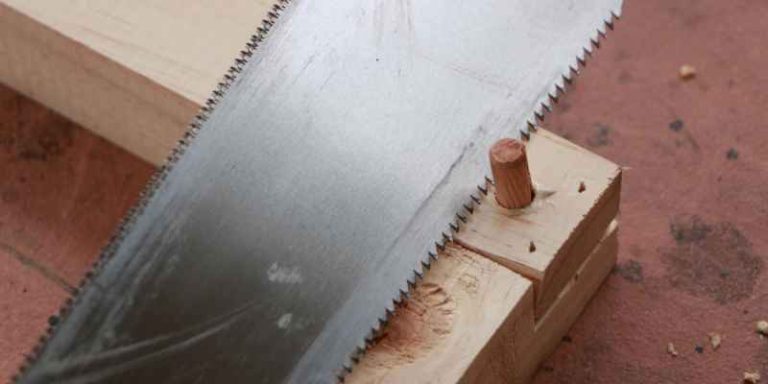 How to Cut a Wooden Dowel Without a Saw: Ultimate Guide