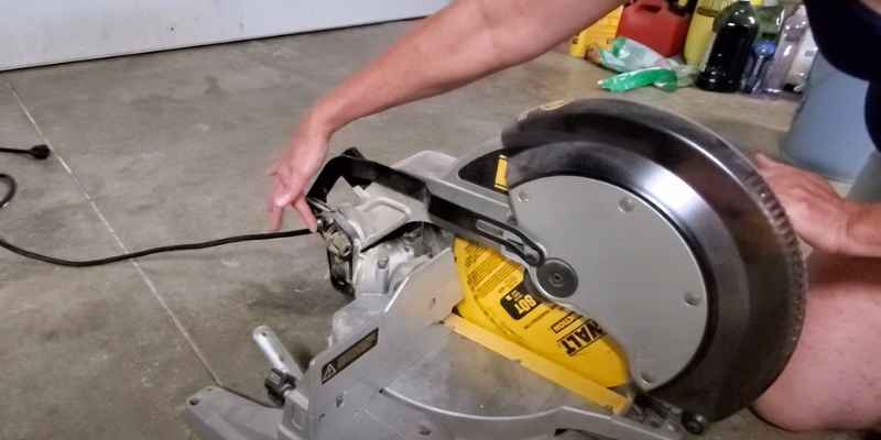 How to Unlock Mitre Saw