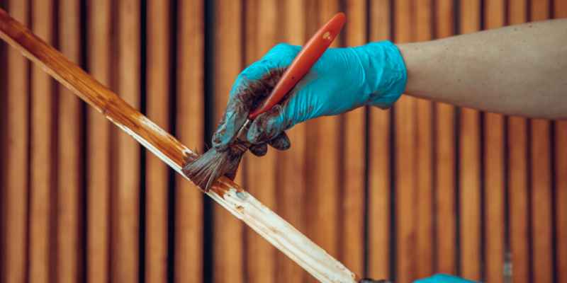 How to Remove Varnish from Wood Easily