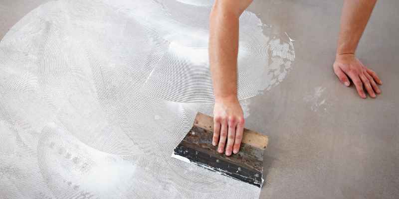 How to Remove Latex Paint from Vinyl Floor