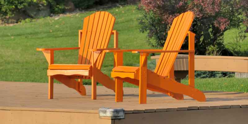 Vineyard Plastic Resin Adirondack Chair