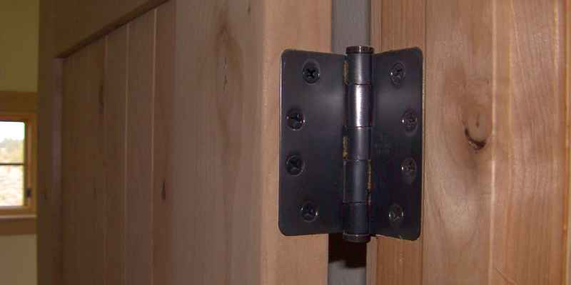 How to Attach Hinges to Thin Wood