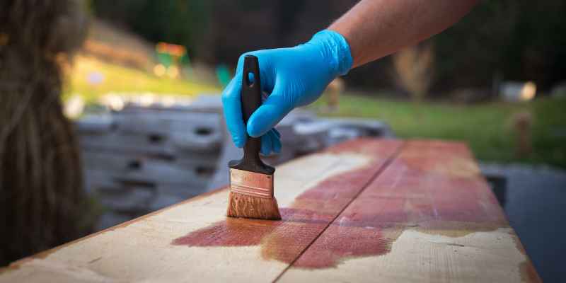 How to Remove Polycrylic from Wood