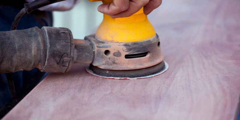 How to Sand Sappy Wood