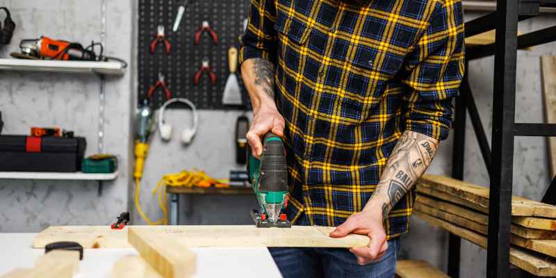 How Thick Can a Jigsaw Cut