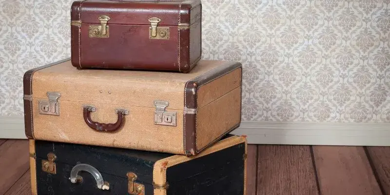 How to Build a Suitcase Out of Wood