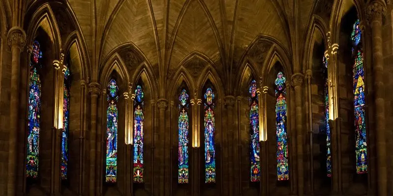 10 Stunning Stained Glass Window Ideas