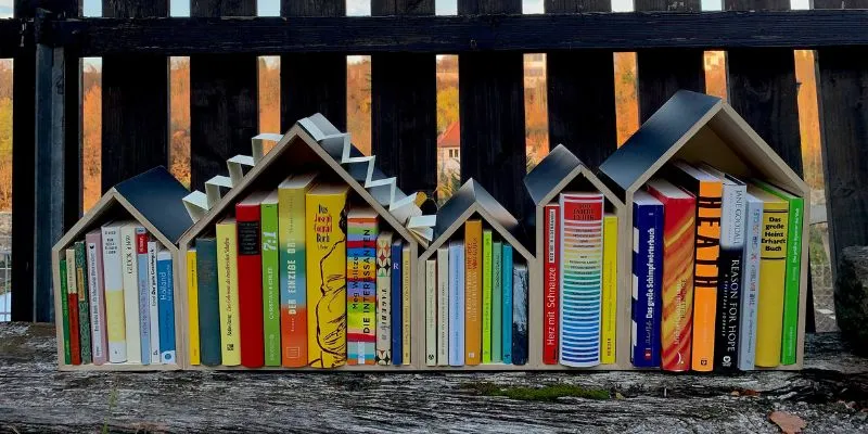 DIY Little Free Library