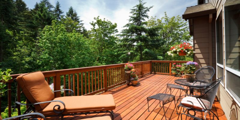 Benefits and Drawbacks of Azek Composite Decking