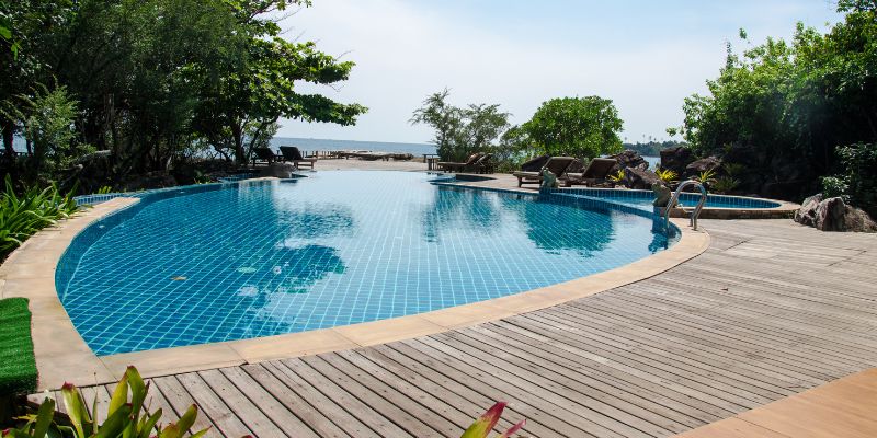 Design Ideas for Your Pool Deck