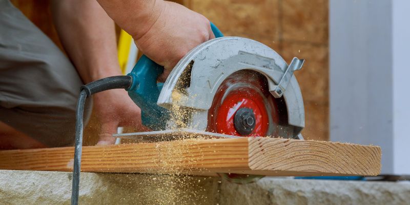Is the Hyper Tough 7 1/4 Circular Saw Right for You