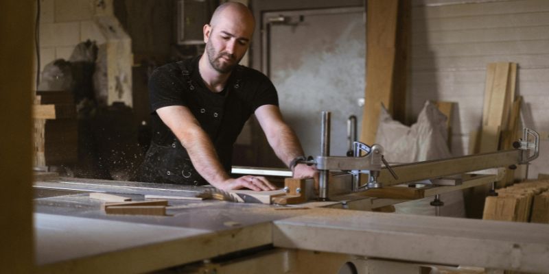 Why a Replacement Fence Is Worth It