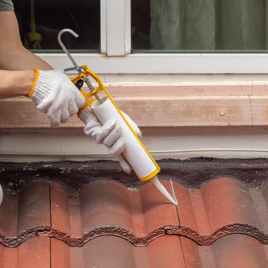 Can I Use Glue As Silicone?