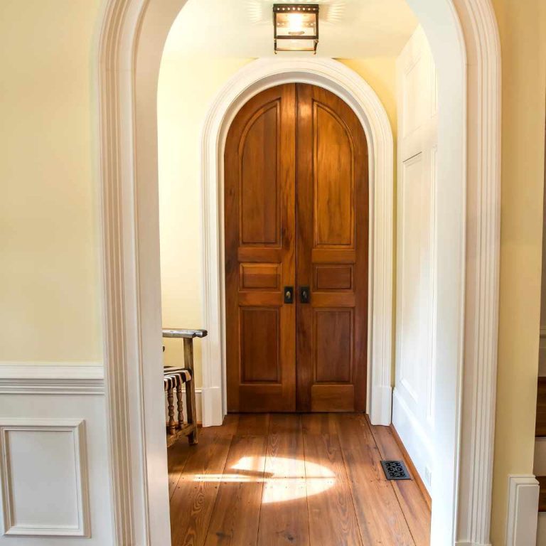 Best Way to Stain Wood Doors