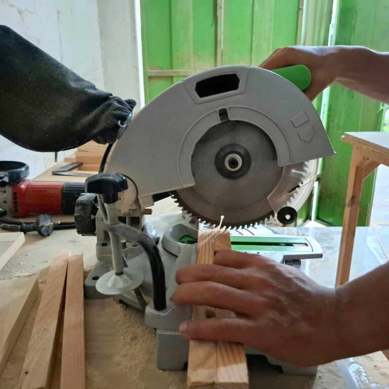 Circular Vs Miter Saw